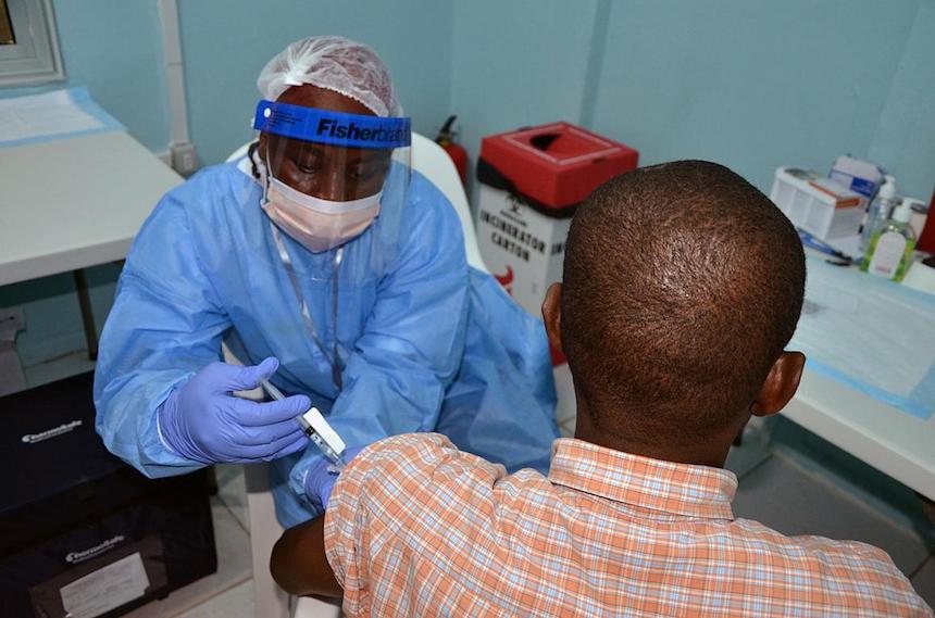 Experimental Ebola Vaccines Elicit Year-Long Immune Response